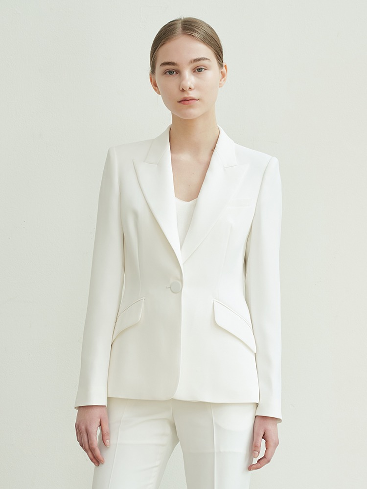 CLASSIC ONE-BUTTON JACKET - OFF WHITE